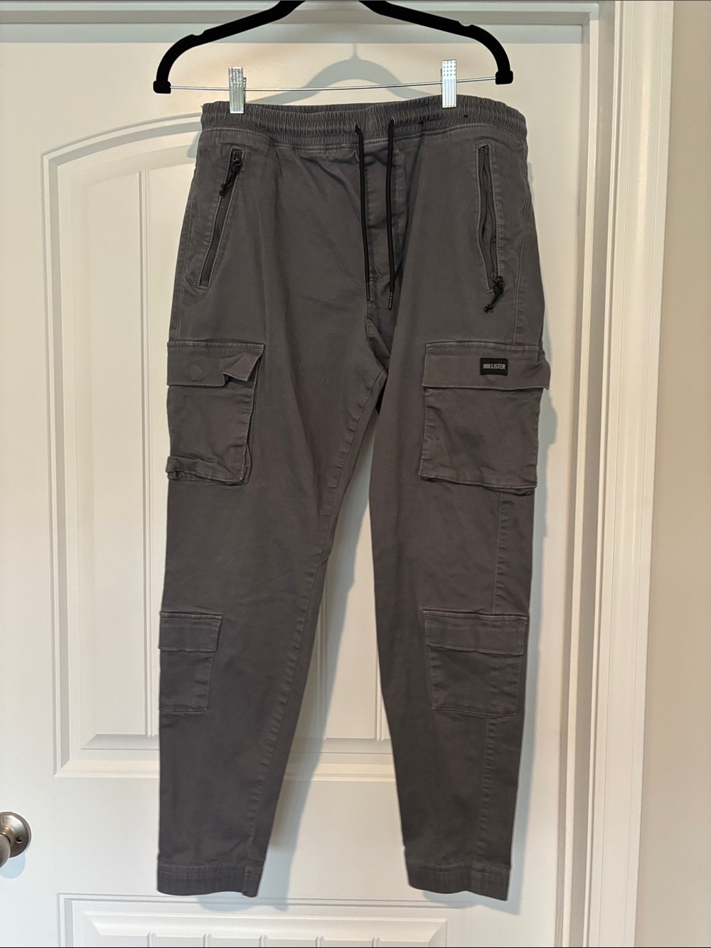 Men's Hollister Cargo Jogger Pants - Gray